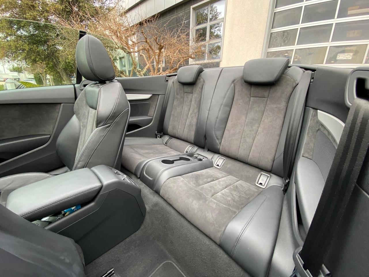 Audi A5 Cabrio 40 TDI quattro S tronic Business Advanced