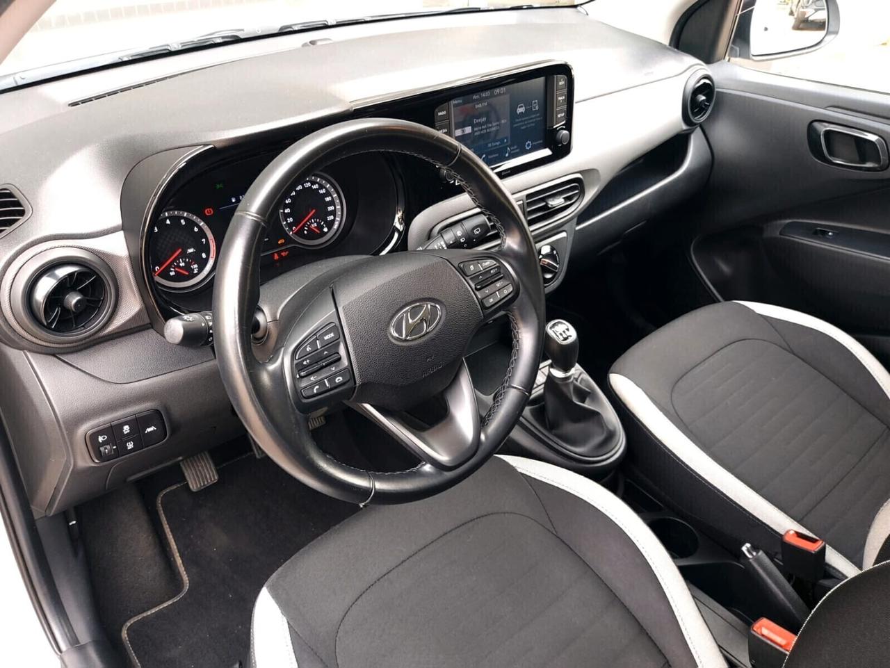 Hyundai i10 1.0 MPI TECH CONNECT PACK