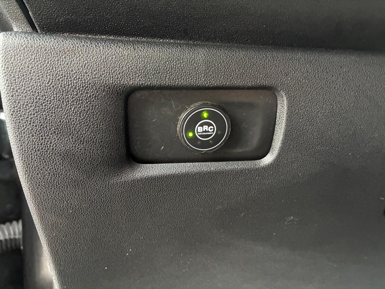 Citroen C3 1.1 GPL Exclusive - 2012