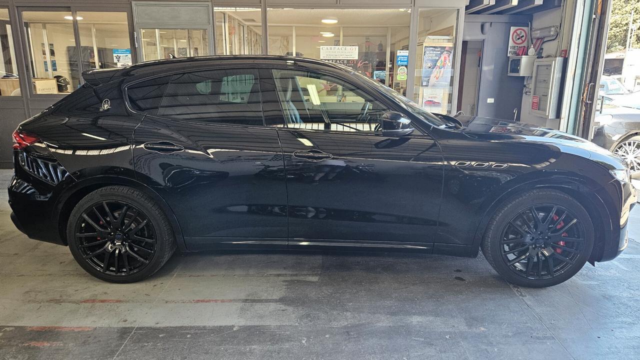 Maserati Levante 430 CV SQ4 AWD Gransport - 2019