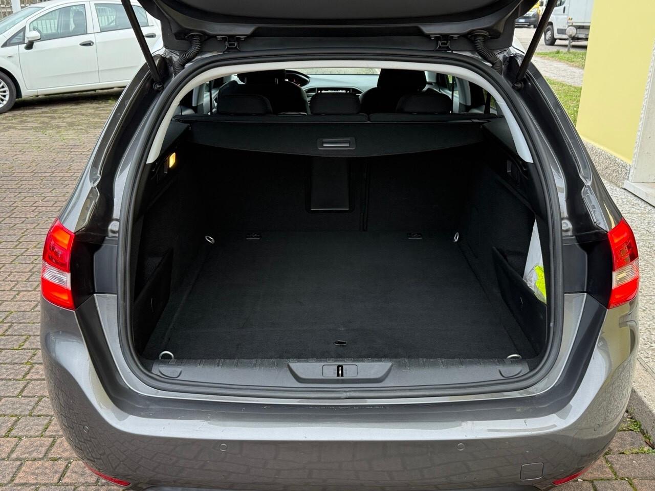 Peugeot 308 BlueHDi 130 Allure/PREZZO REALE/UNIPRO