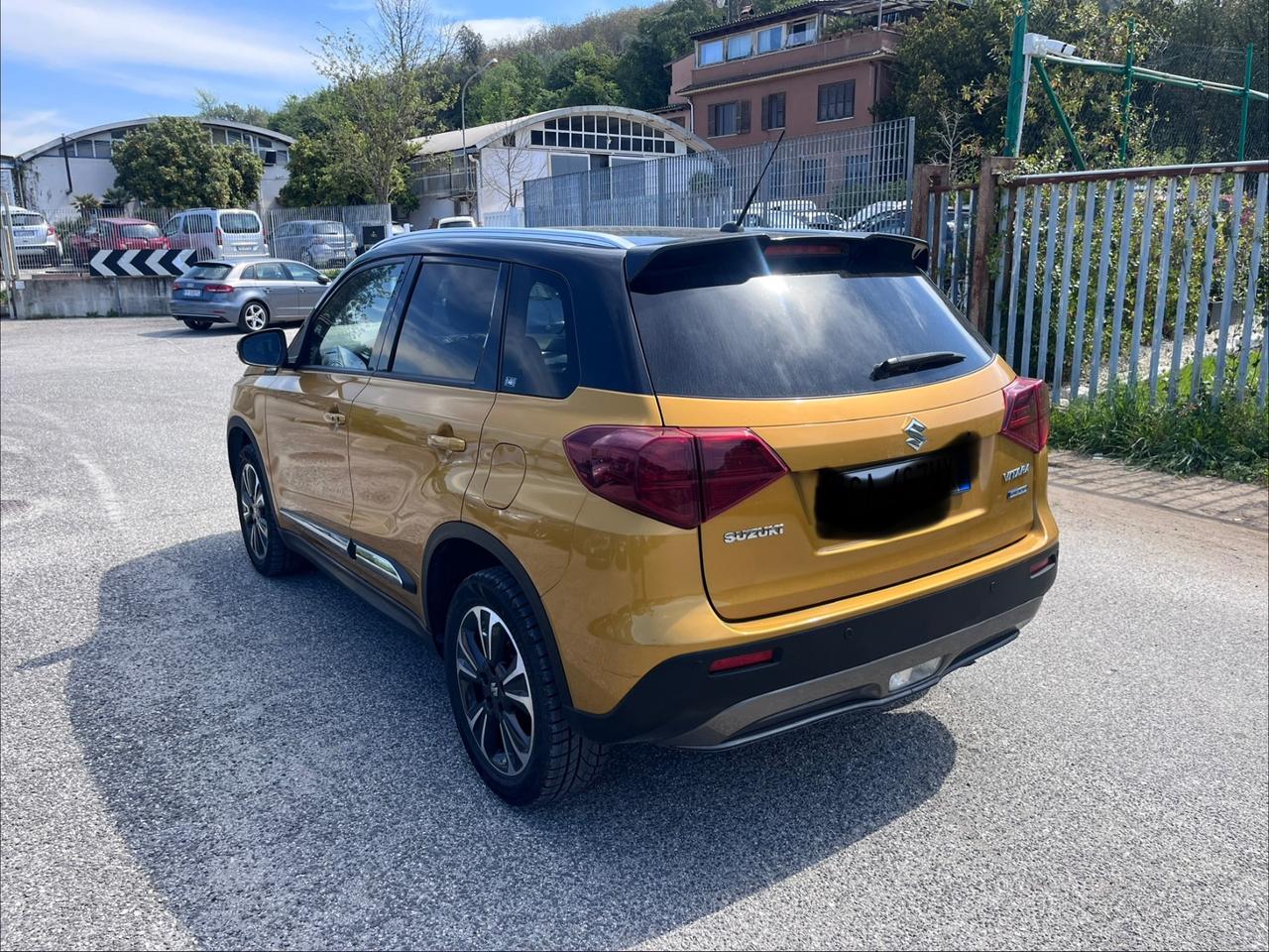 Suzuki Vitara 1.4 Hybrid Top