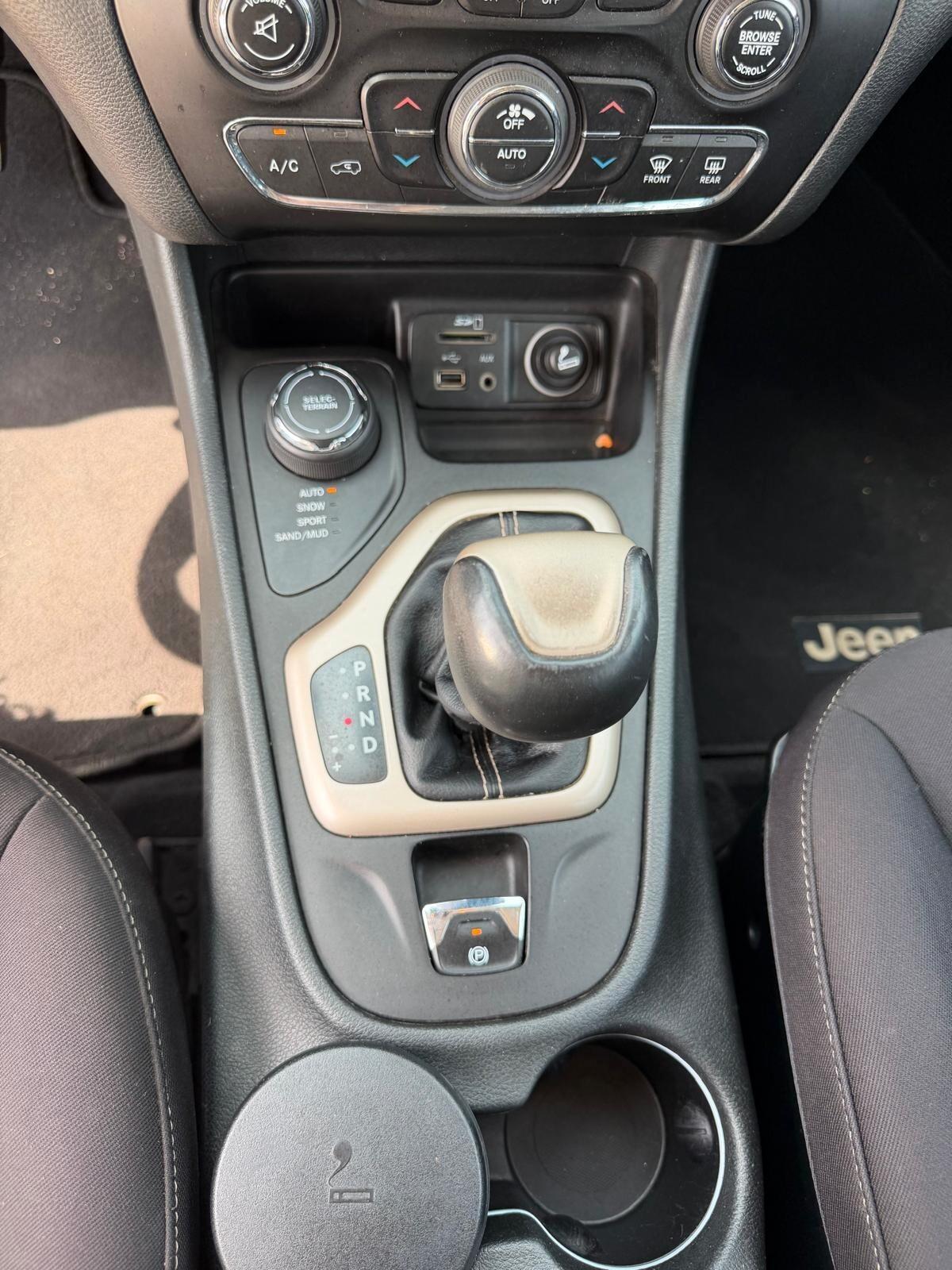 Jeep Cherokee 2.0 Mjt II 4WD Active Drive I Limited-10/2015