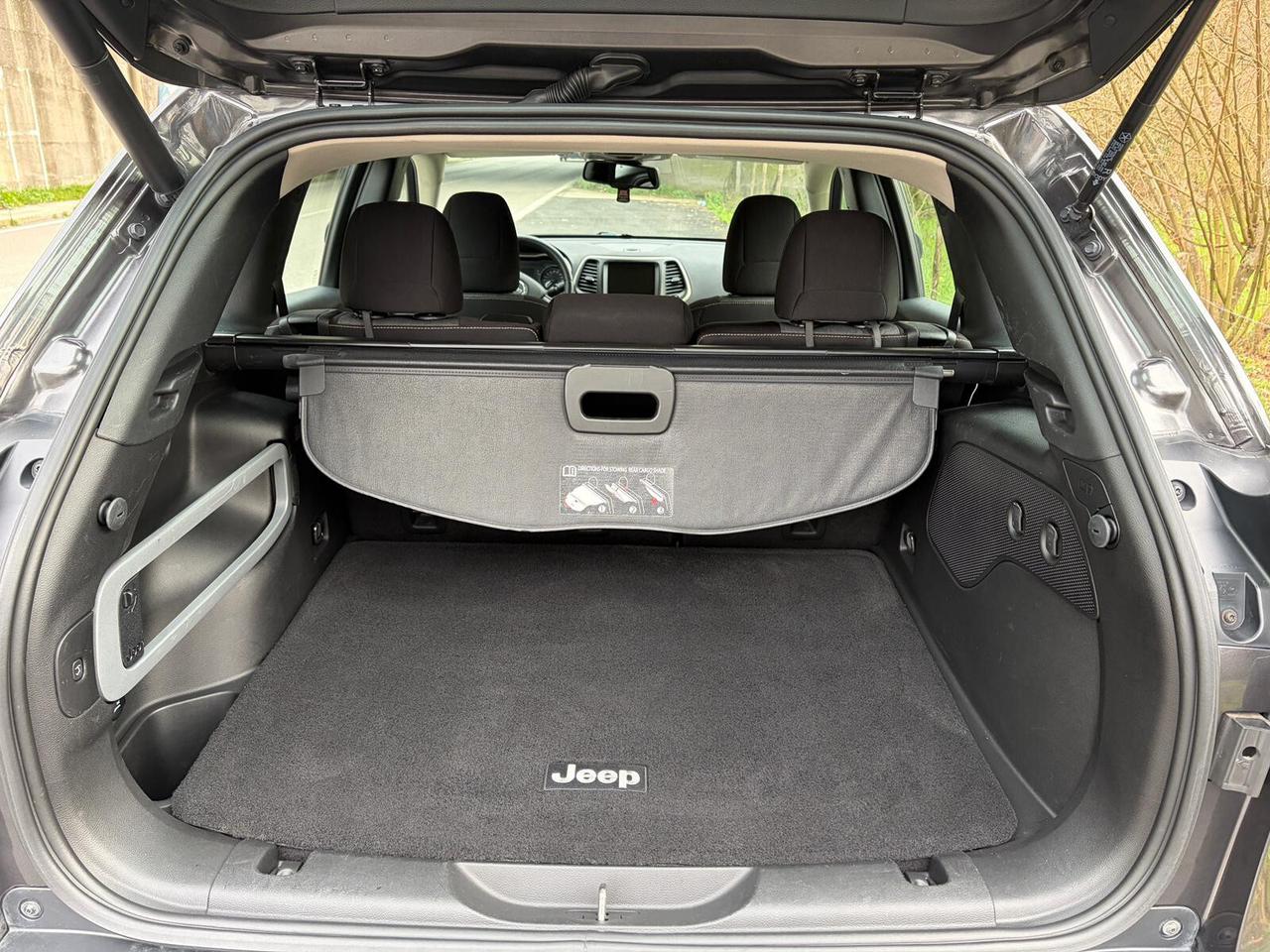 Jeep Cherokee 2.0 Mjt II 140cv Longitude