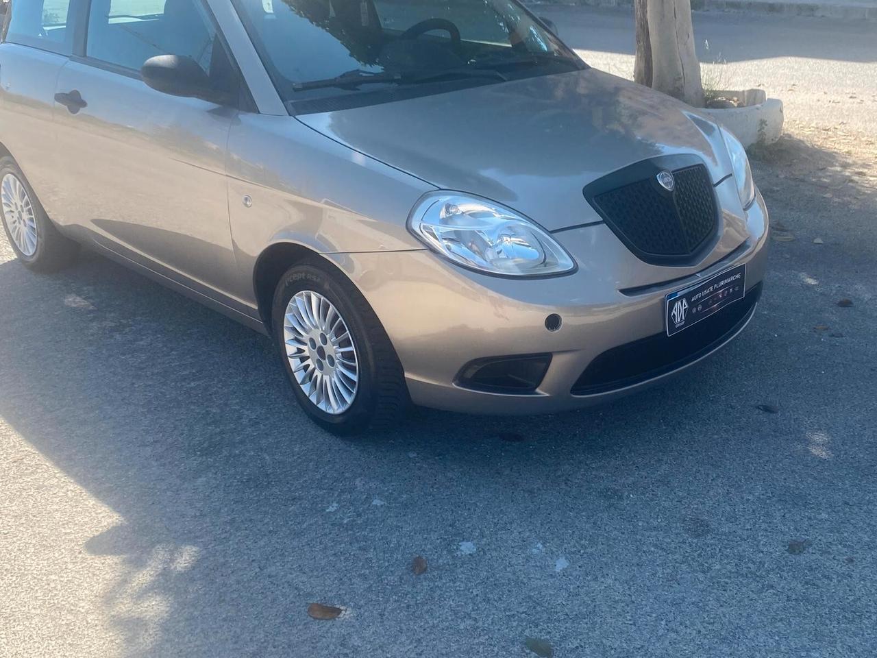 Lancia Ypsilon 1.2 Oro