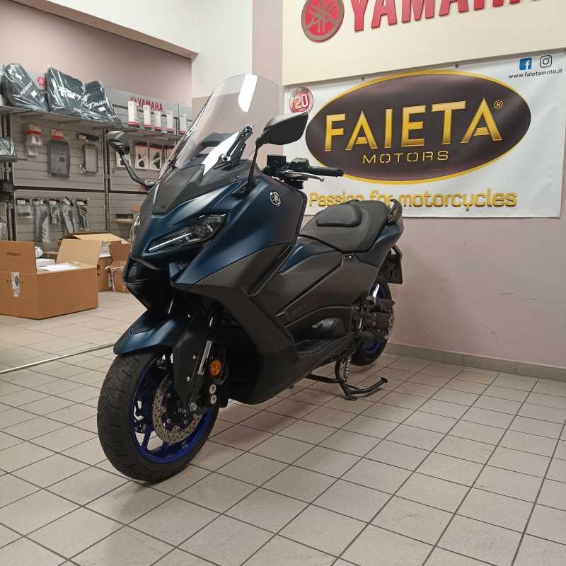Yamaha T-Max 560 - 2024