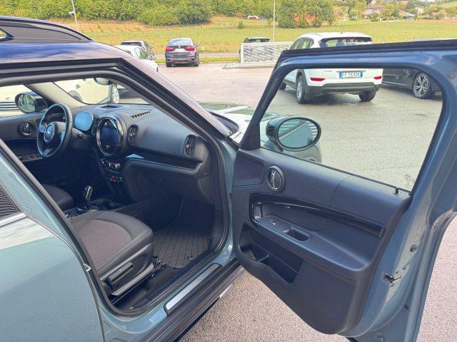 MINI Countryman 1.5 Cooper ONE Countryman Automatica Black Pack