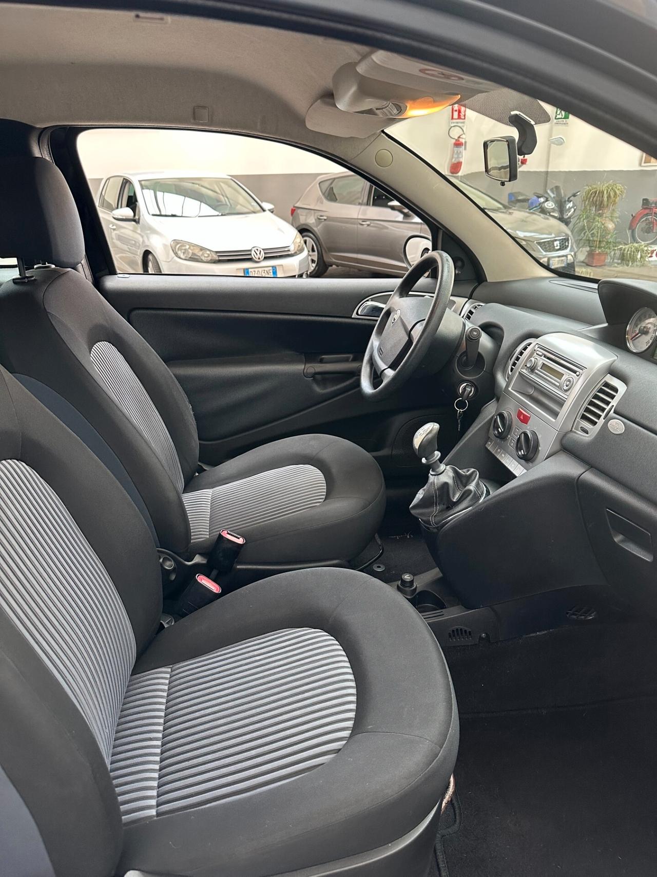 Lancia Ypsilon 1.2 Benz (Euro 4), ok neopat, uni propriet, impeccabile
