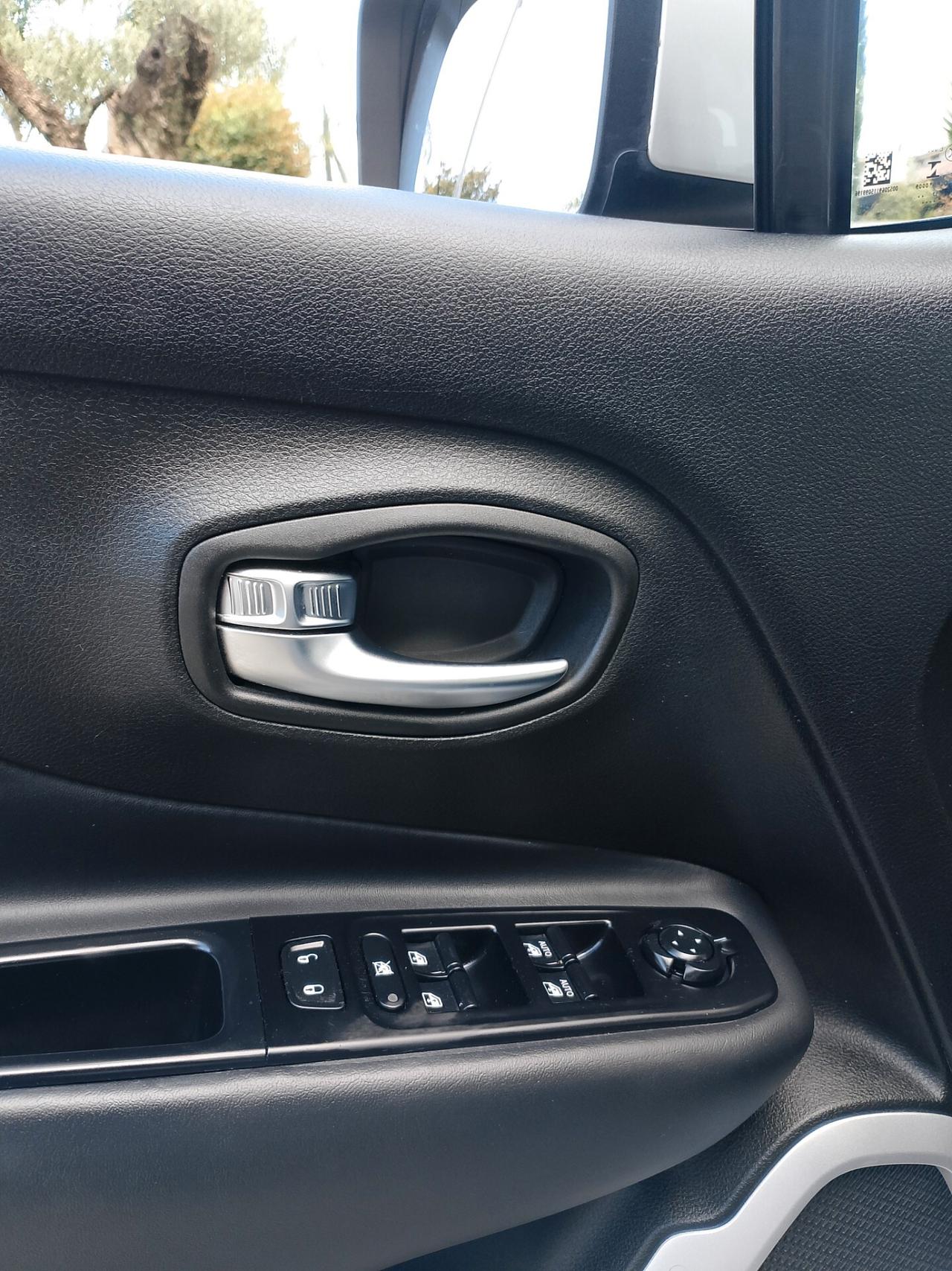 Jeep Renegade 1.6 Mjt 120 CV Longitude