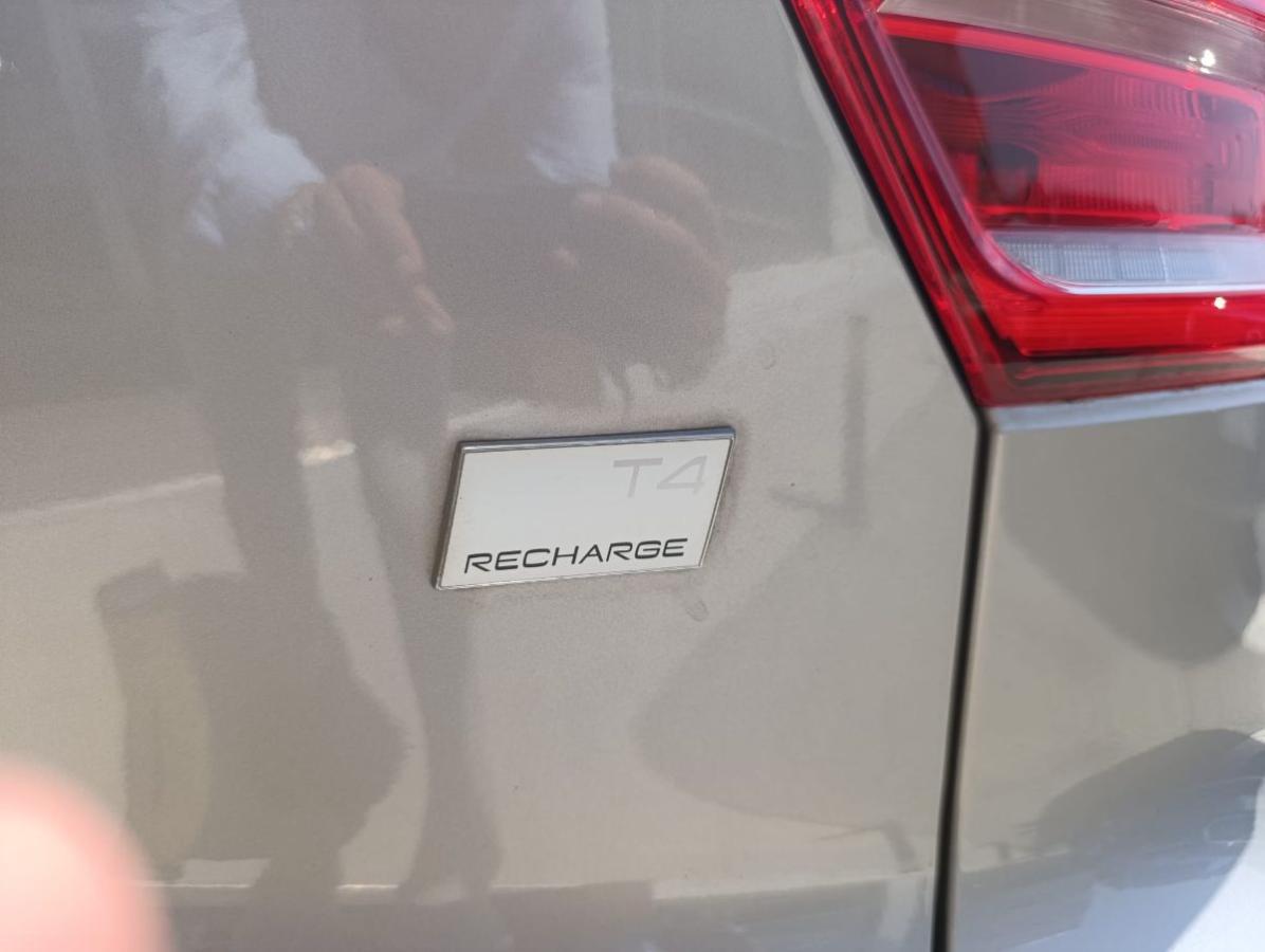 VOLVO - XC40 - T4 Recharge automatico Core