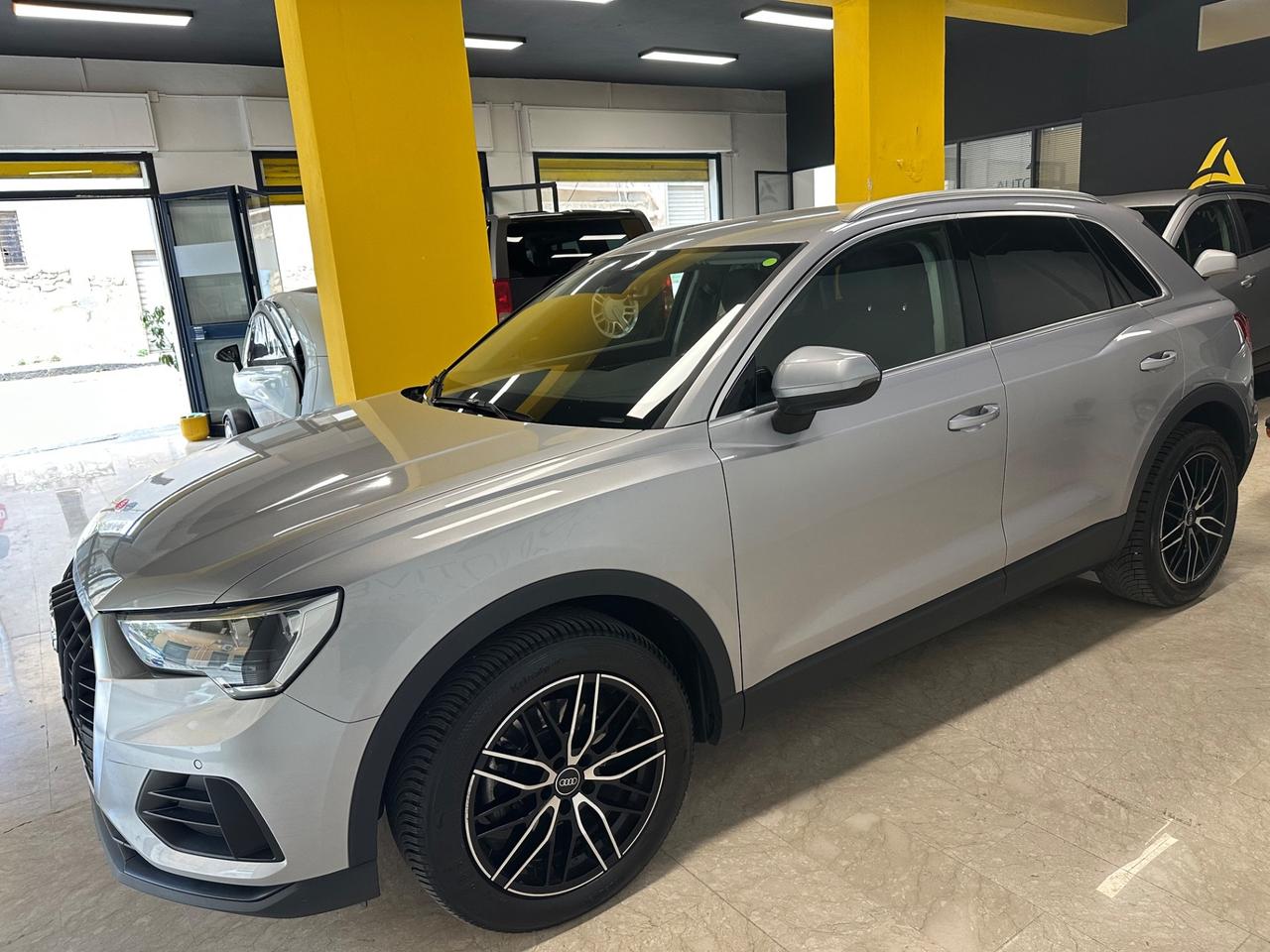 Audi Q3 35 TDI S tronic Business Advanced
