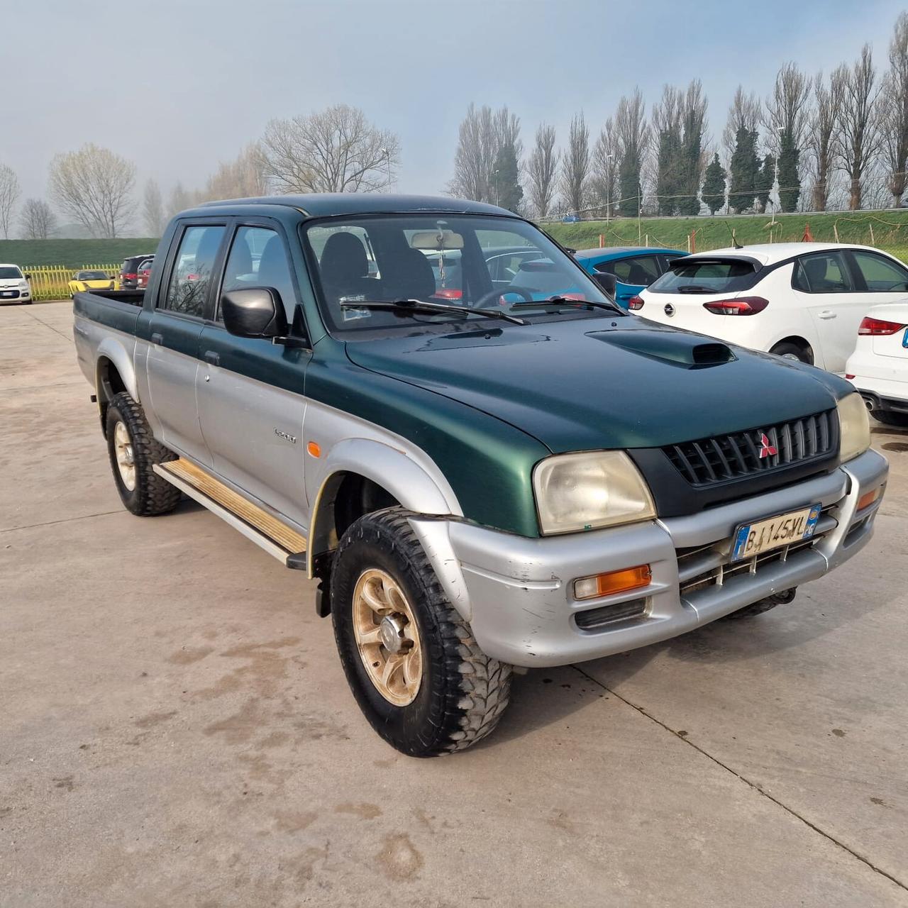 Mitsubishi L200 2.5 TDI 4WD Double Cab Pick-up FRIZIONE E TESTATA NUOVI