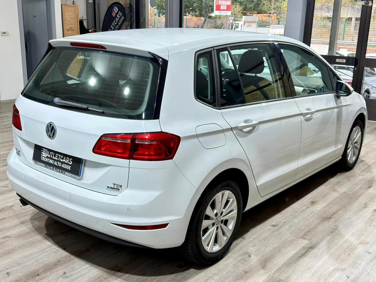 VW GOLF SPORTSVAN 1.6TDI 110cv DSG 115.000km 2015