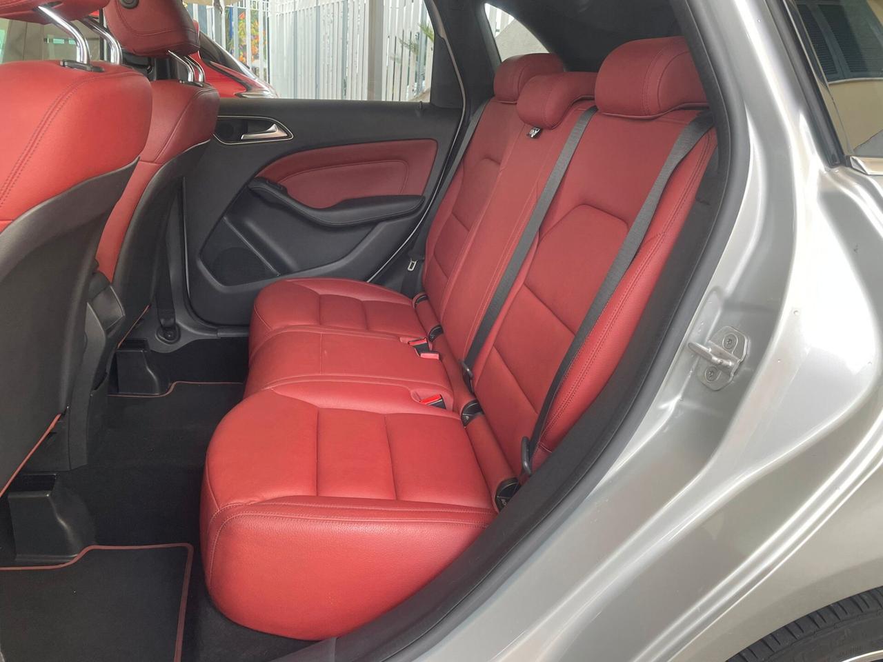 Mercedes-benz B 180 CDI Automatic Premium AMG