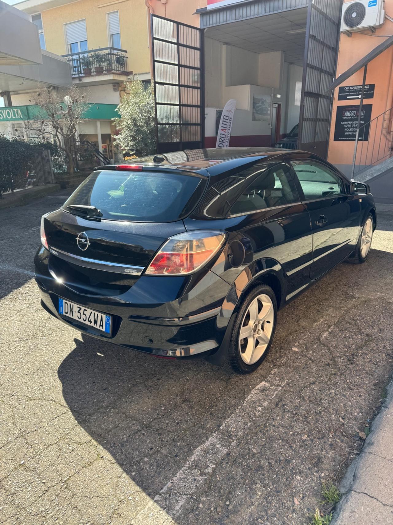 Opel Astra GTC 1.7 CDTI 101CV 3 porte Enjoy