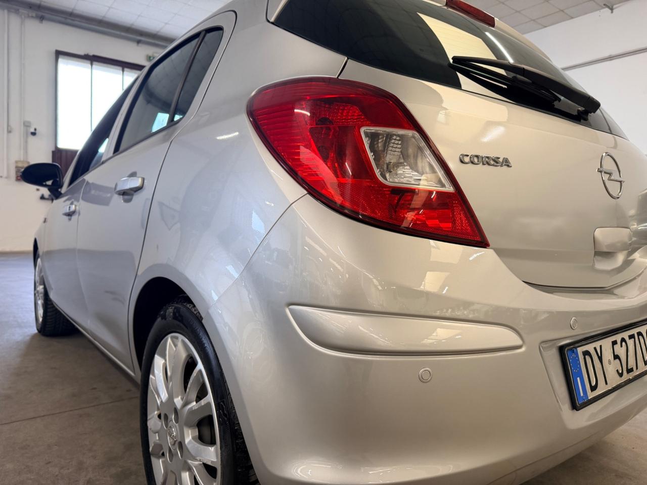 Opel Corsa 1.2 80CV 5 porte GPL-TECH Enjoy