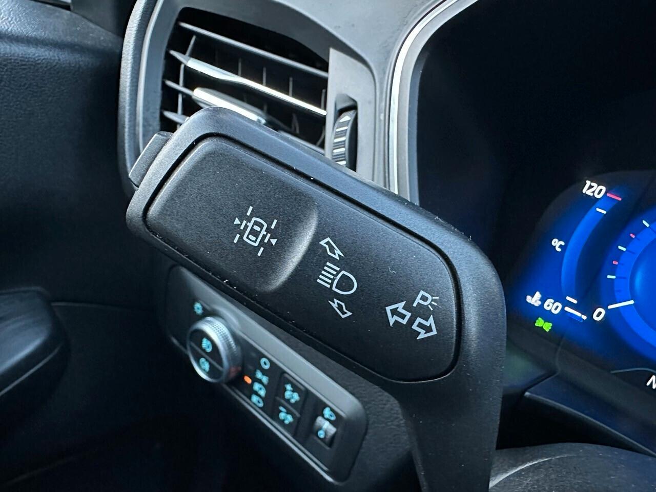 Ford Kuga 1.5 EcoBlue 120 CV aut. 2WD Titanium Business