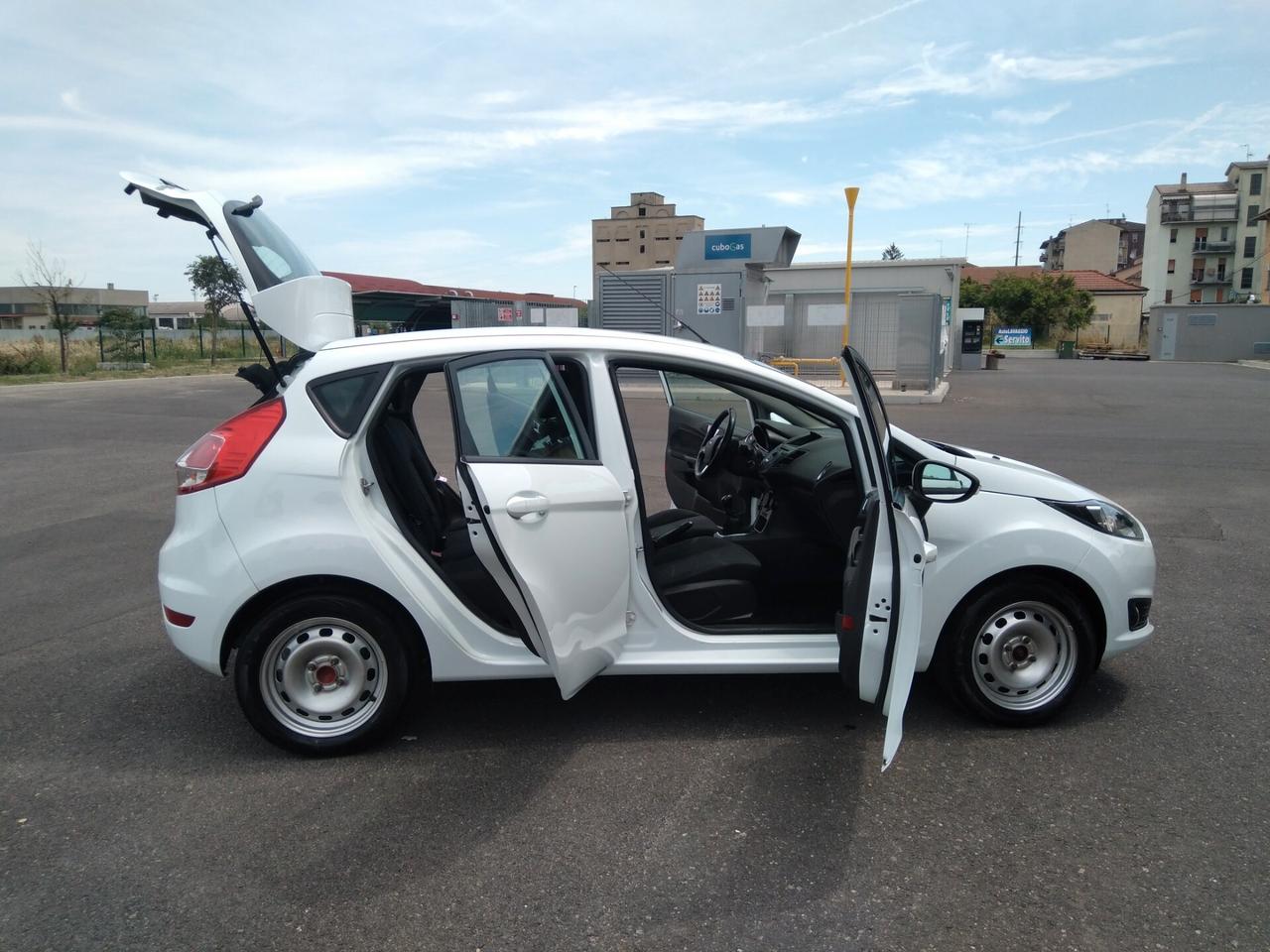 Ford Fiesta 1.4 5p. Bz.- GPL Titanium x neopatentati