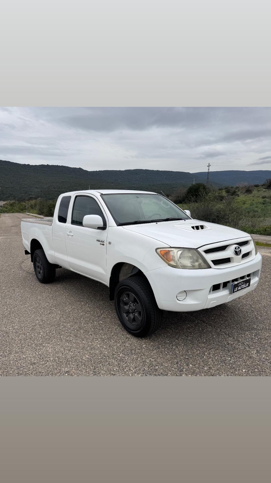 Toyota Hilux 2.5 D-4D 4WD 2p. Extra Cab DLX
