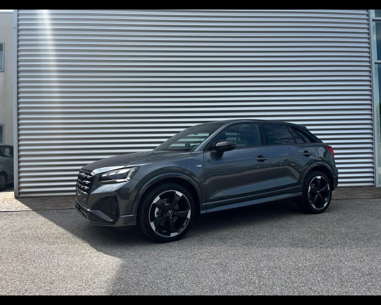 AUDI Q2 35 TDI QUATTRO S-TRONIC IDENTITY BLACK