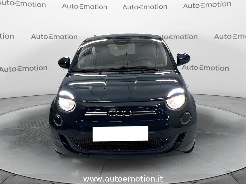 FIAT 500 500e Berlina 23,8 kWh Action