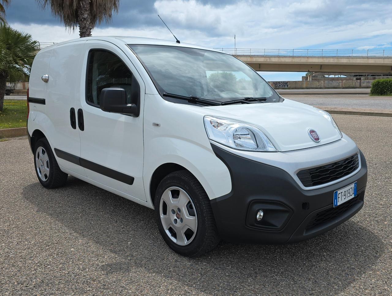 Fiat Fiorino 1.3 MJT 95CV Cargo SX