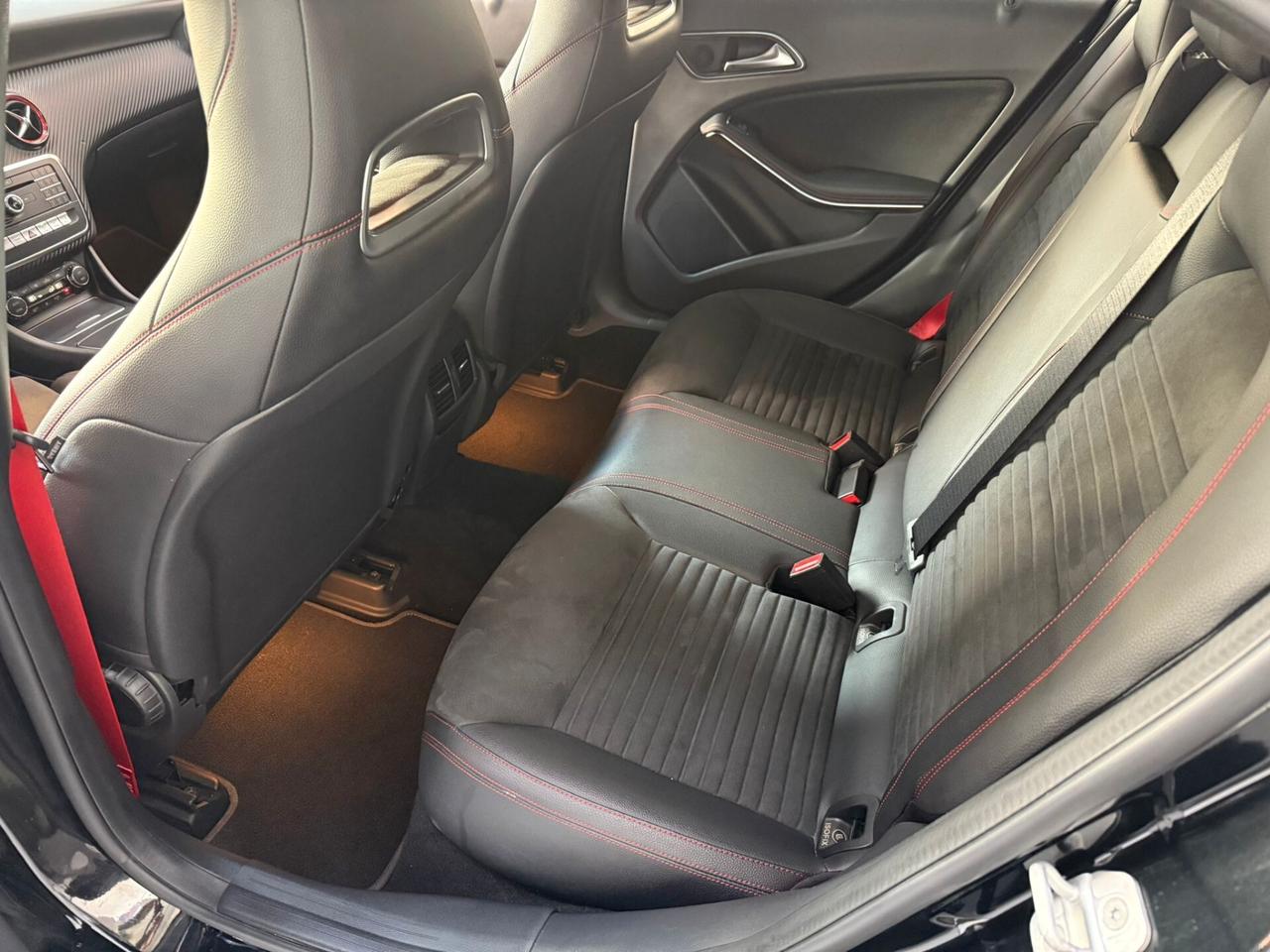 Mercedes-benz A 250 4Matic Automatic Premium