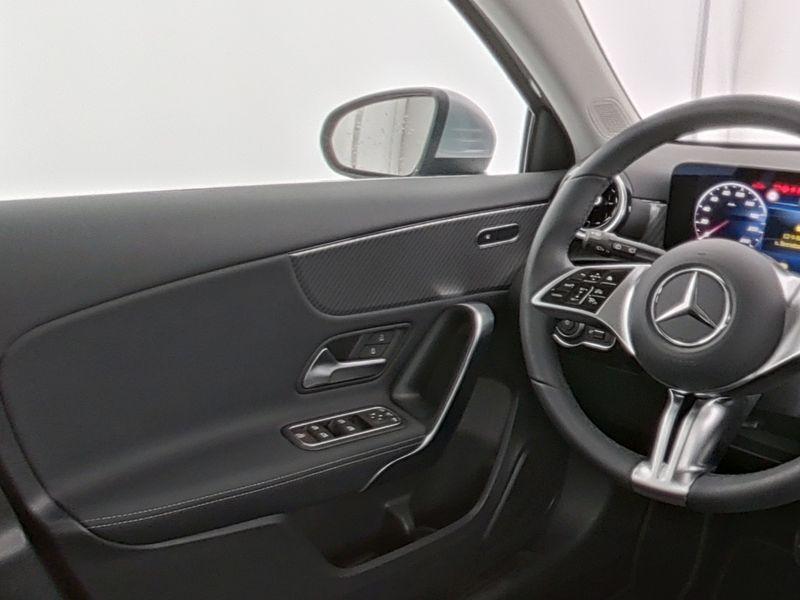 Mercedes-Benz A 180 180 Automatic Progressive Advanced