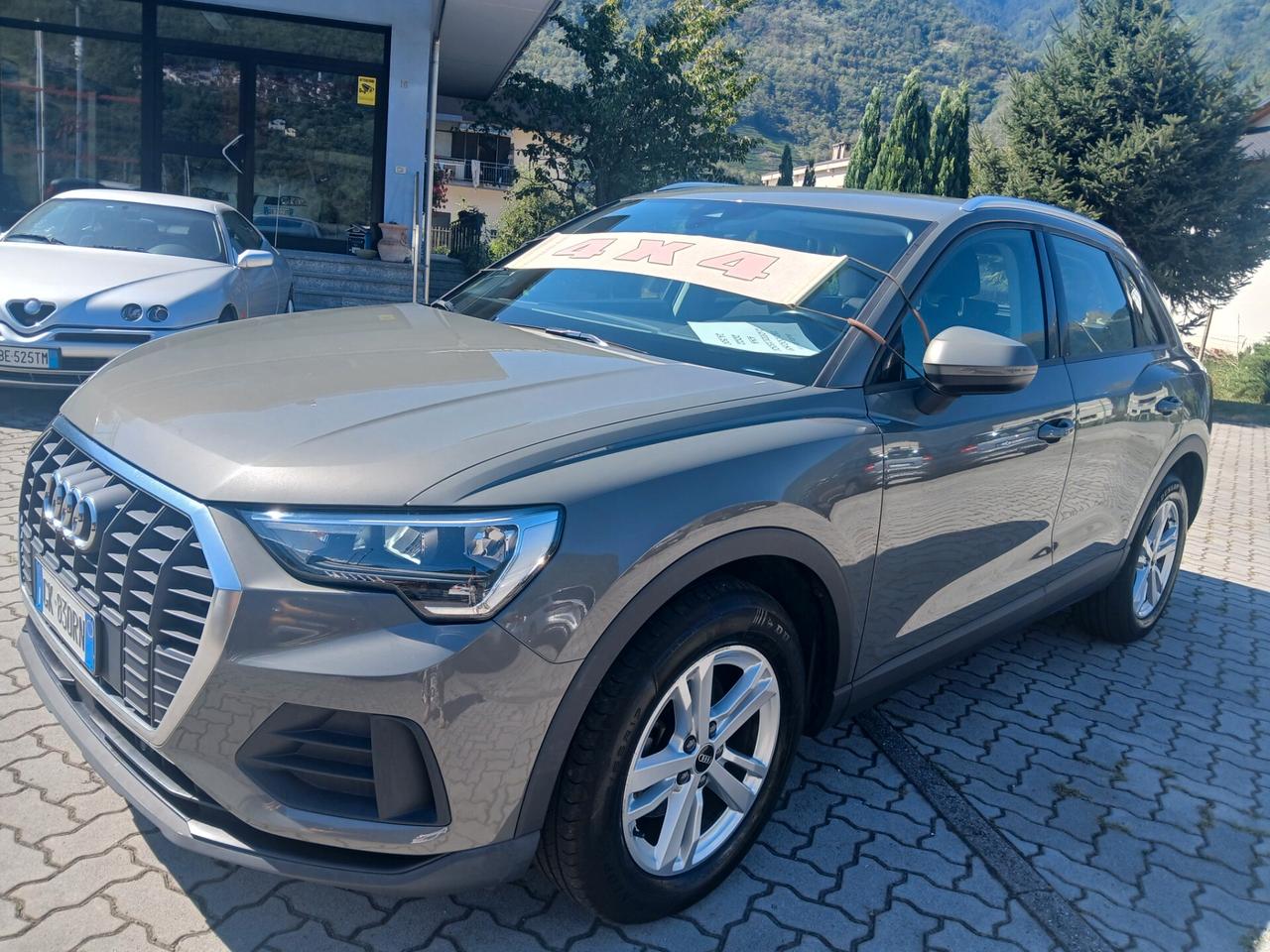 Audi Q3 40 TDI quattro S tronic Business Advanced