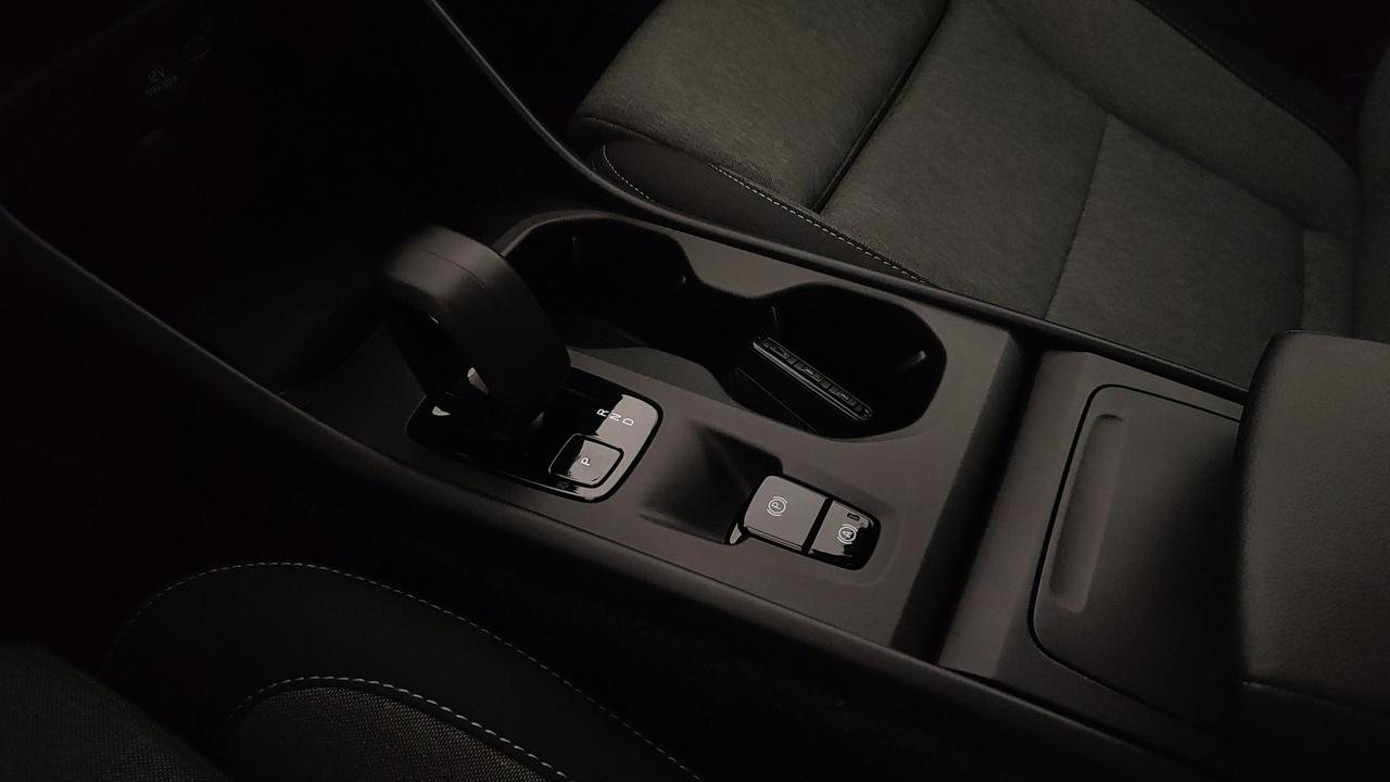 VOLVO XC40 2.0 b3 Core auto
