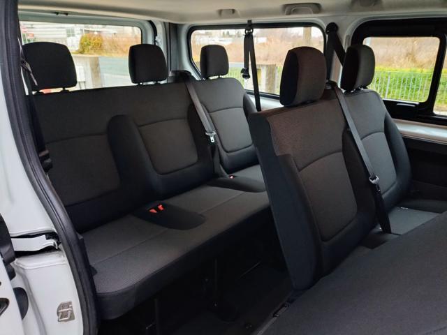 RENAULT Trafic BluedCi 9 posti