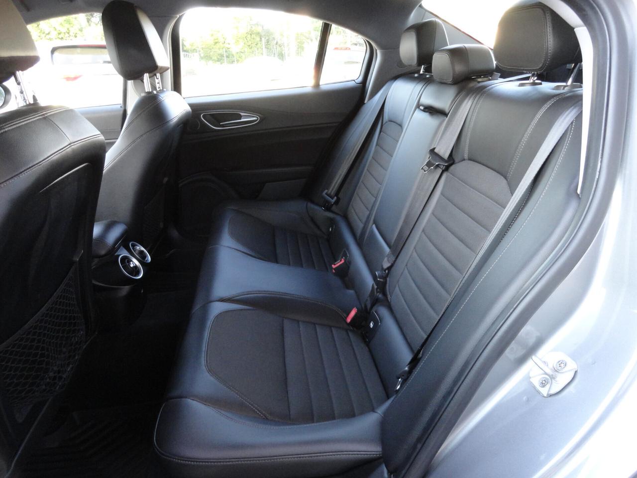 Alfa Romeo Giulia 2.2 Turbodiesel 150 CV AT8 Business
