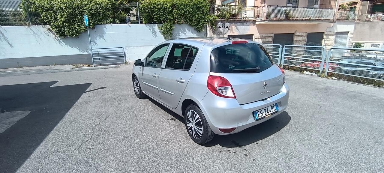 Renault Clio 1.2 16V 5 porte Yahoo!