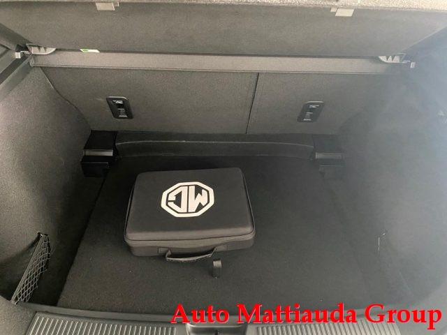MG MG4 Luxury 64 KWh PRONTA CONSEGNA