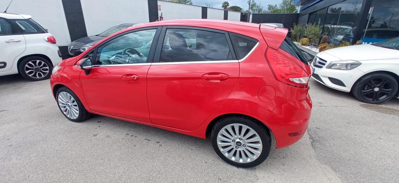 Ford Fiesta 1.2 TITANIUM