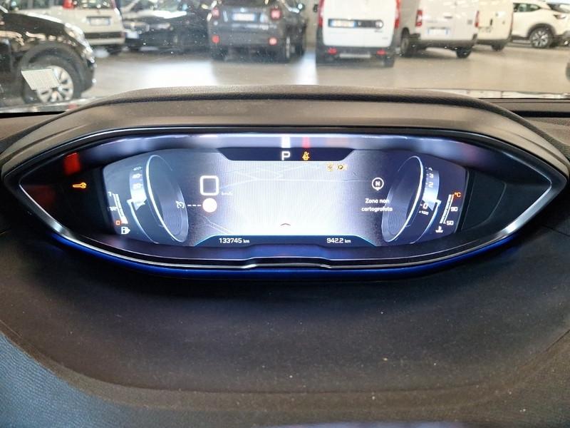 PEUGEOT 3008 BlueHDI 130 EAT8 S/S Business