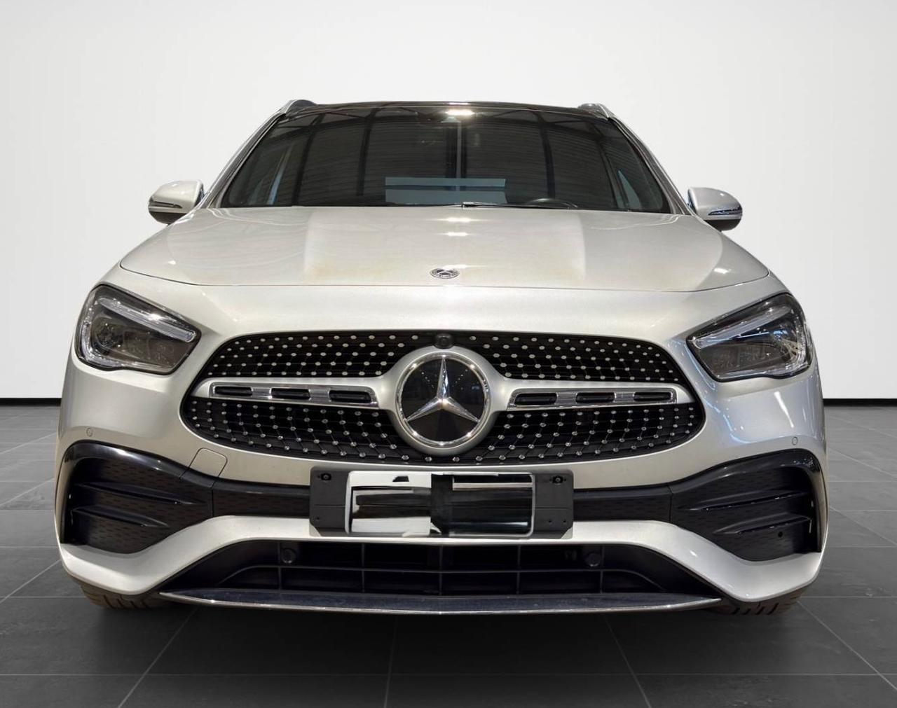 Mercedes-benz GLA 180 d Automatic Premium(tetto panoramico)
