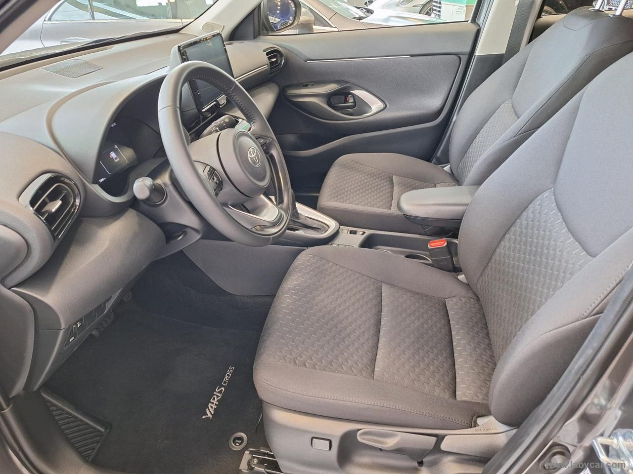 TOYOTA Yaris Cross 1.5 Hybrid 5p. E-CVT ACTIVE TREND