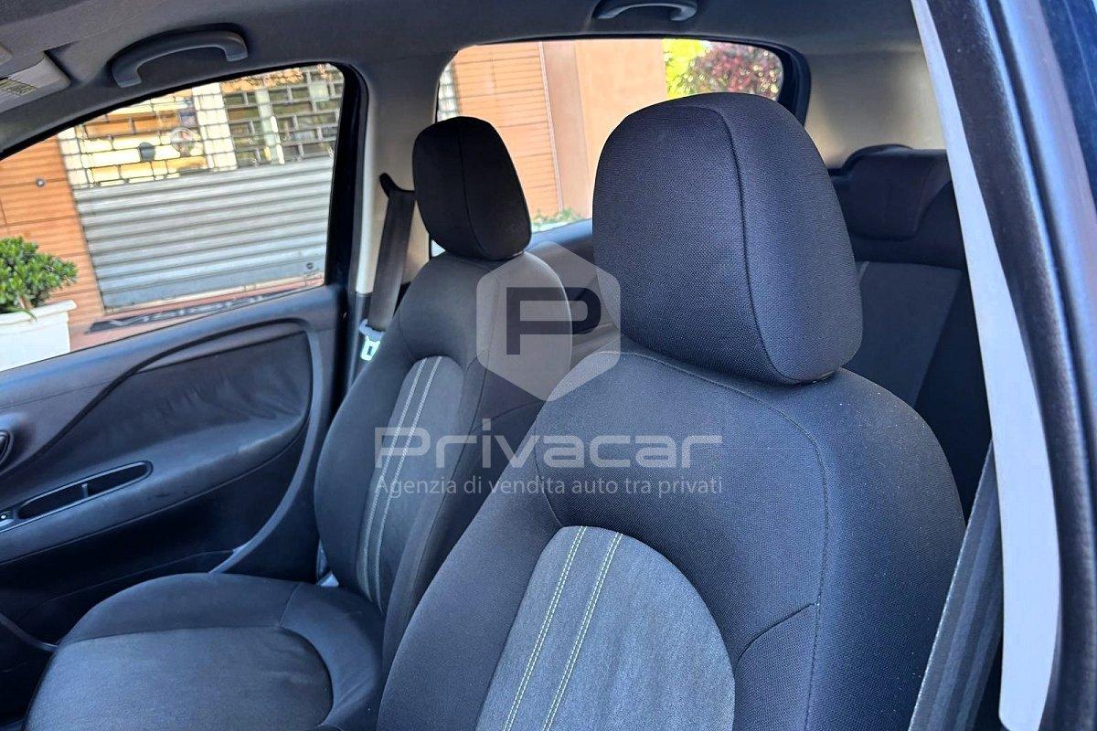 FIAT Punto 1.2 8V 5 porte Street