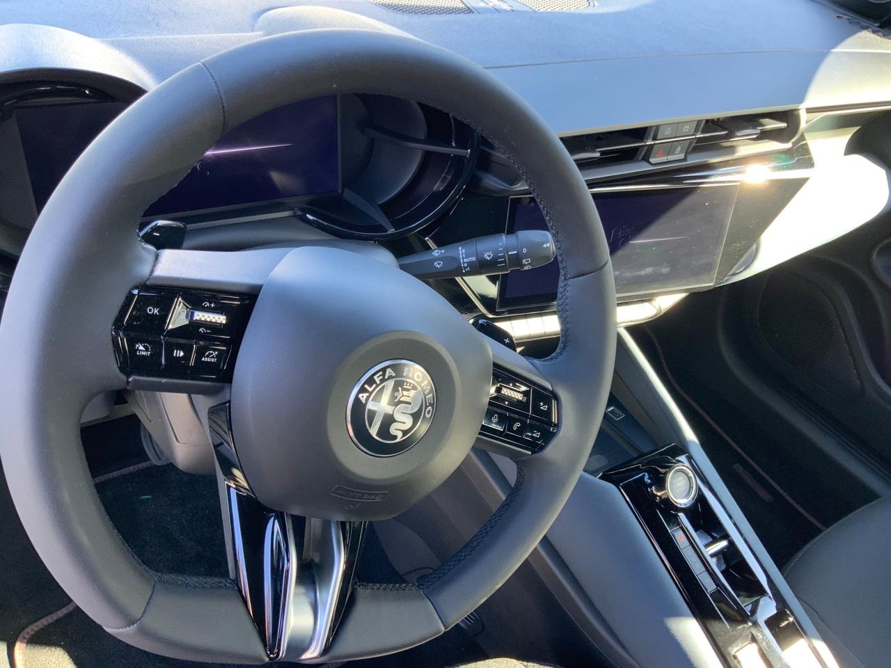 Alfa Romeo Junior 1.2 136 CV Hybrid eDCT6