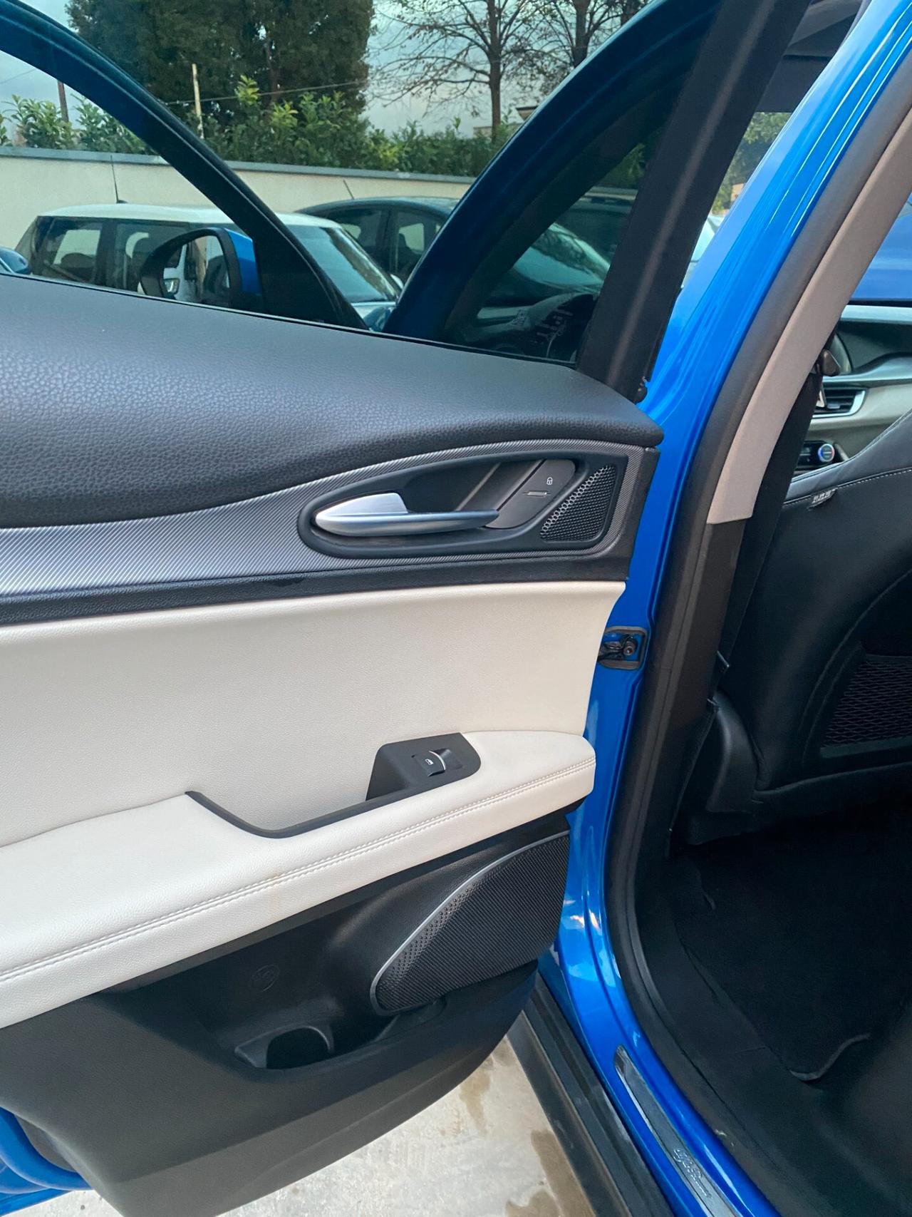 Alfa Romeo Stelvio 2.2 Turbodiesel 190 CV AT8 Q4 Sprint