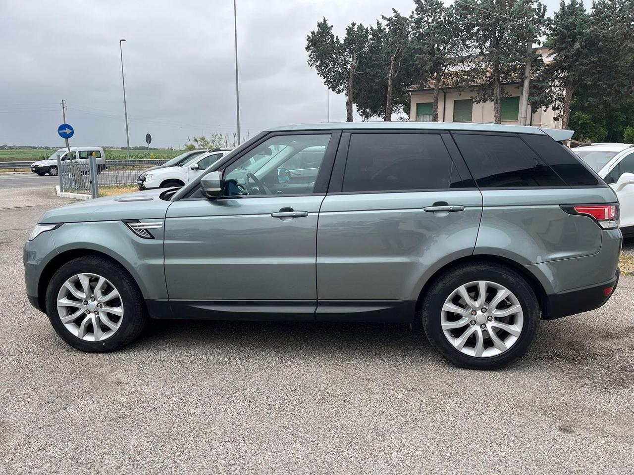 Land Rover Range Sport 3.0 TDV6 HSE motore rotto