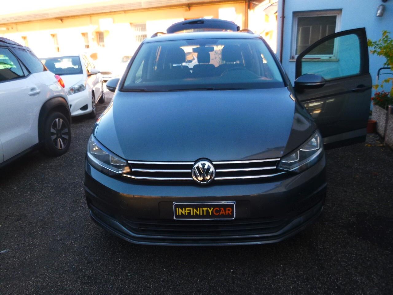 Volkswagen Touran 1.6 TDI 115 CV SCR DSG Executive BlueMotion Tech.