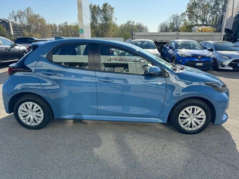 Toyota Yaris 1.0 5 porte Active