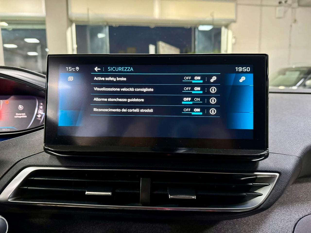 Peugeot 3008 1.5 BlueHDi 130cv EAT8 Allure 2021