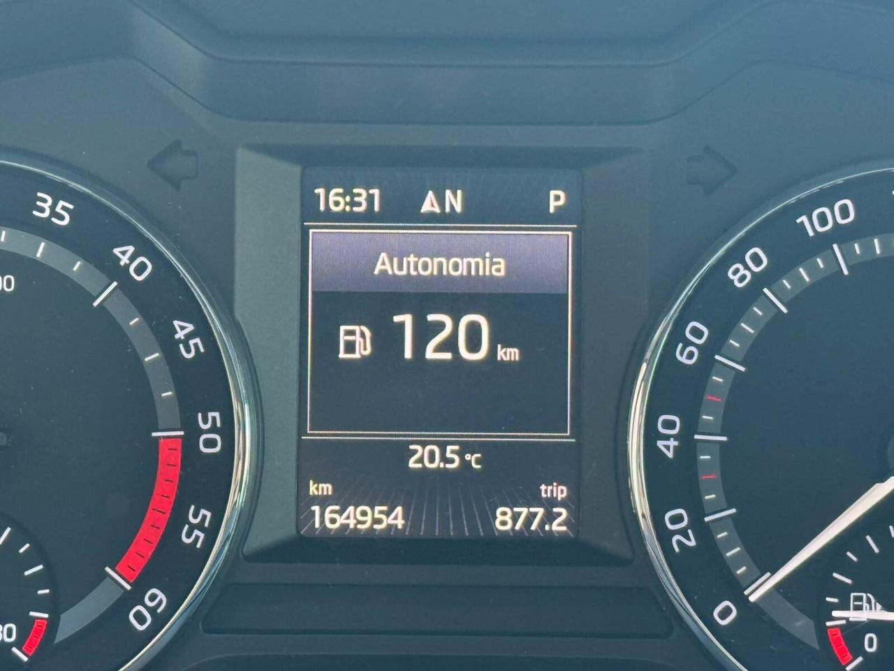 Skoda Octavia 2.0 TDI CR 180 CV 4x4 DSG Wagon Scout