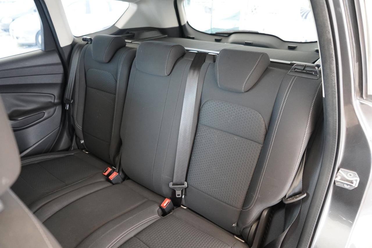 Ford Kuga 1.5 TDCI 120 CV 2WD Plus