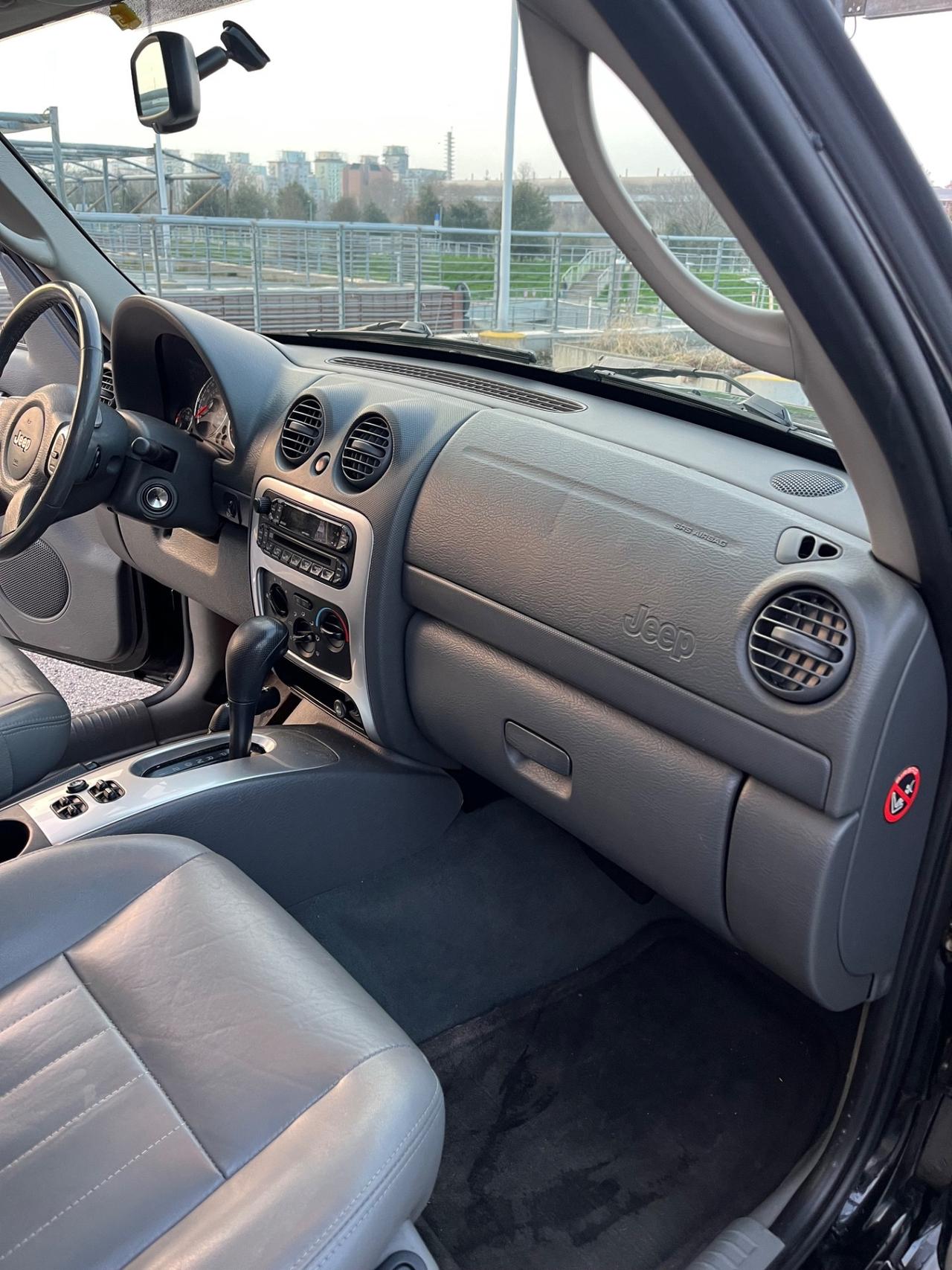 Jeep Cherokee 2.8 CRD Limited