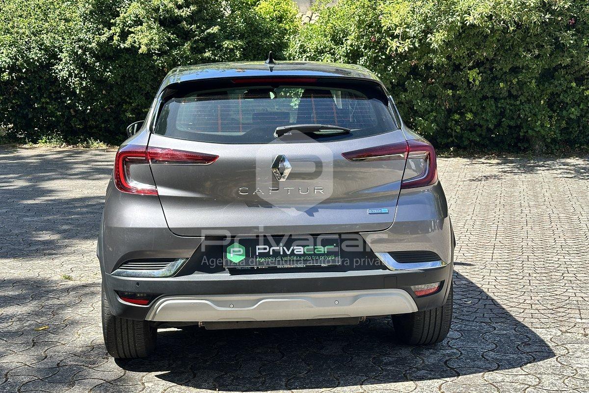 RENAULT Captur Plug-in Hybrid E-Tech 160 CV Intens