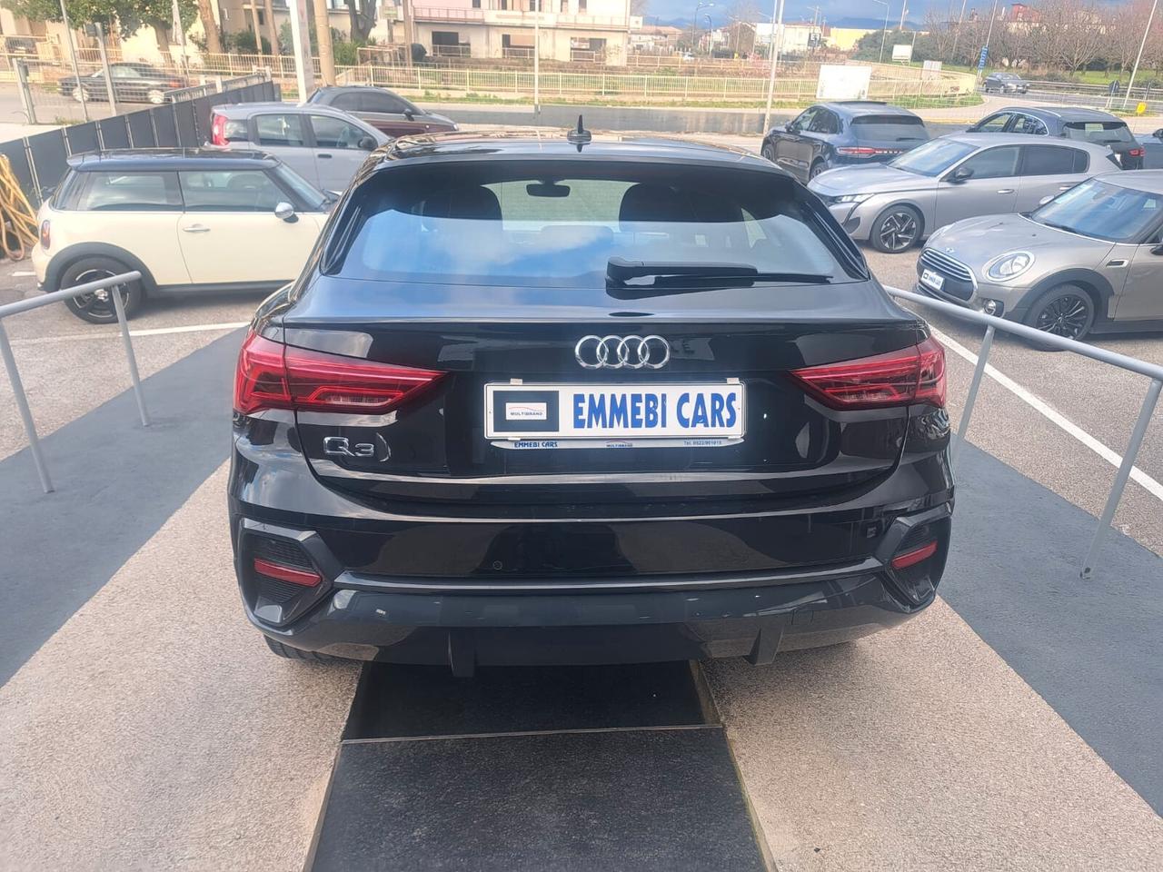 AUDI Q3 SPB 2.0 TDI 150 CV BUSINESS S-TRONIC